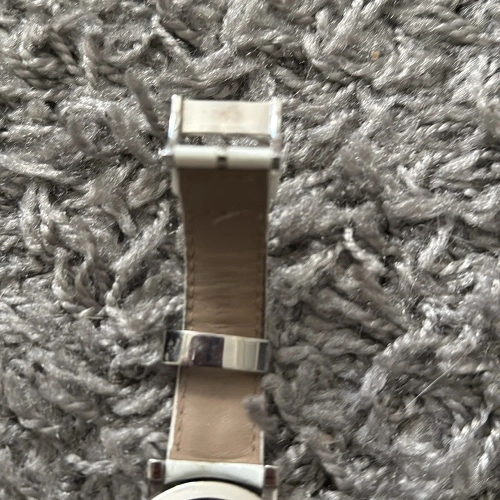 Burberry BU1380 Swiss Made 50M/165 Feet Watch Wristwatch
